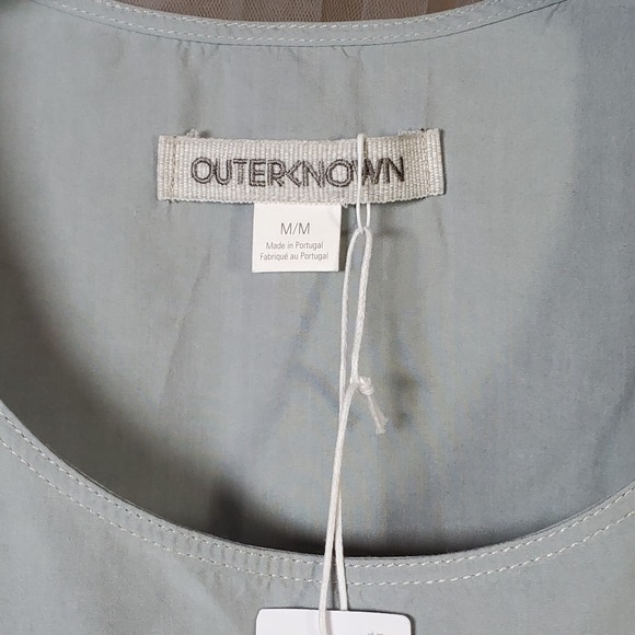 Outerknown NWT Soft Grey Sleeveless Tank Blouse Size M Easy Fit MSRP $88 - Picture 2 of 5